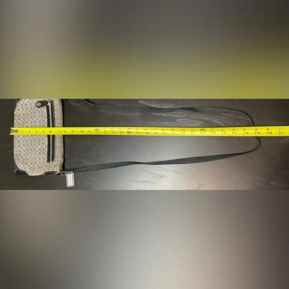 Coach crossbody - Picture 5 of 7